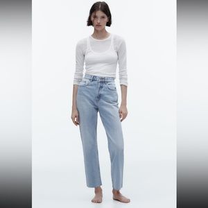 Zara TRF High Rise Straight Cropped Jeans - Size 6